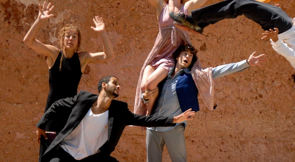 "le douar", spectacle de cirque - Quartier Orgeval