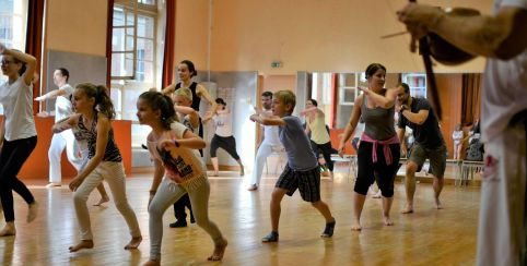 Cours de capoeira pour les ados à Reims et en Champagne