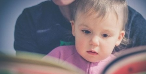 L'Heure des bébés à la Médiathèque Croix-Rouge de Reims