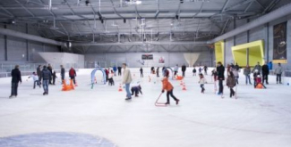 Un anniversaire sur la glace à la patinoire des 3 Seine de Troyes